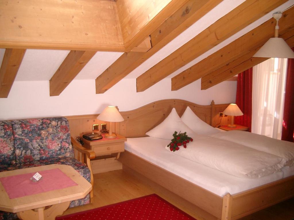 Hotel Camona & Apart Walserhof Samnaun Bilik gambar