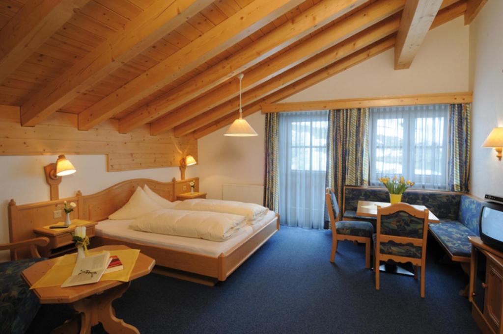 Hotel Camona & Apart Walserhof Samnaun Bilik gambar