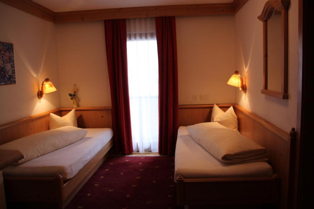 Hotel Camona & Apart Walserhof Samnaun Bilik gambar